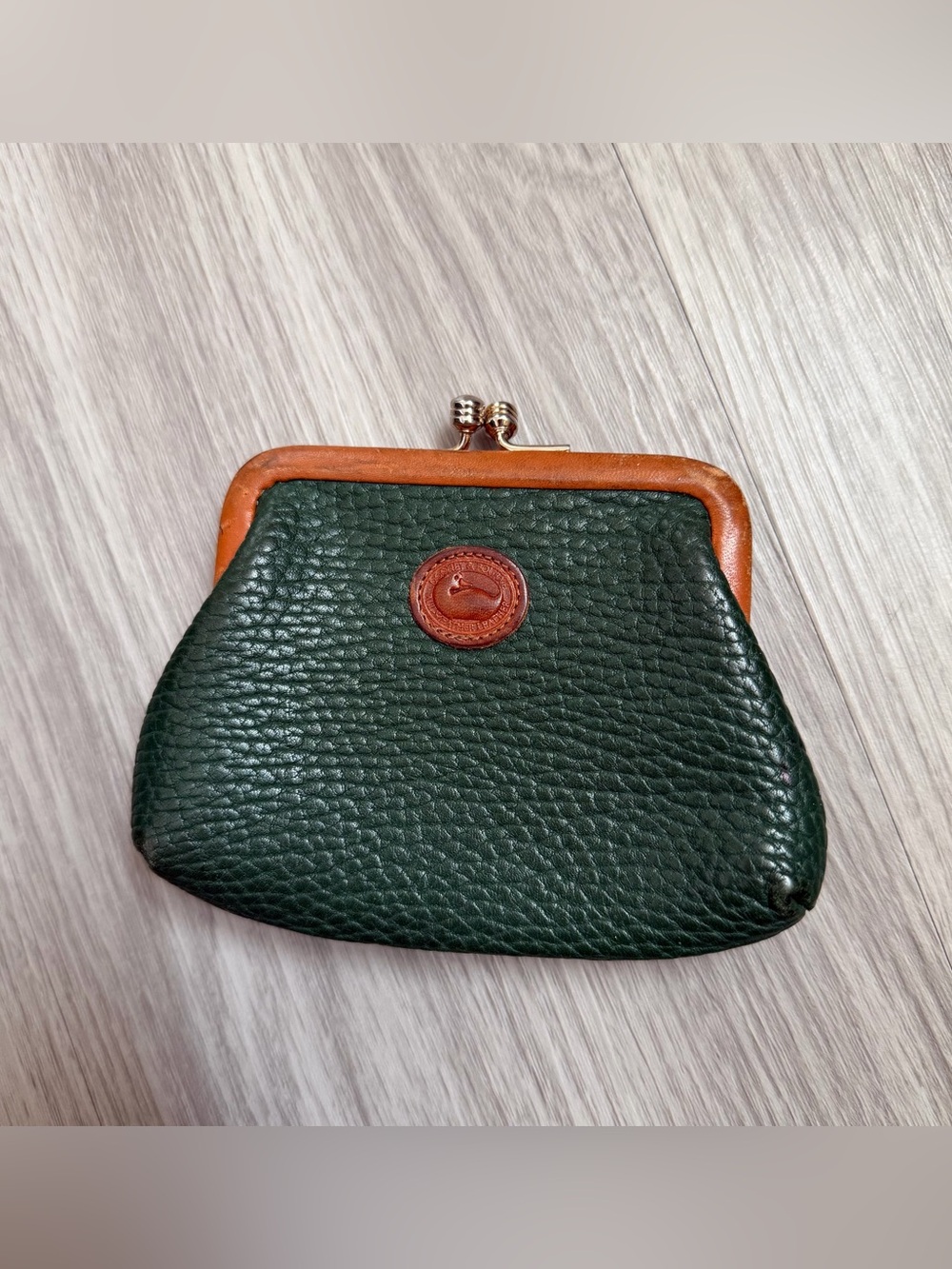 Vintage Dooney & Bourke kisslock wallet